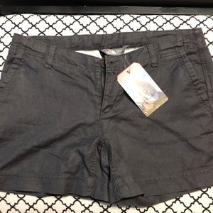 Charcoal grey The North Face linen shorts